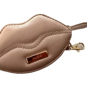 NEW LIPS ALDO COIN PURSE PINK BLUSH GOLD-TONE ZIPPER BAG CHARM KEY CHAIN RING